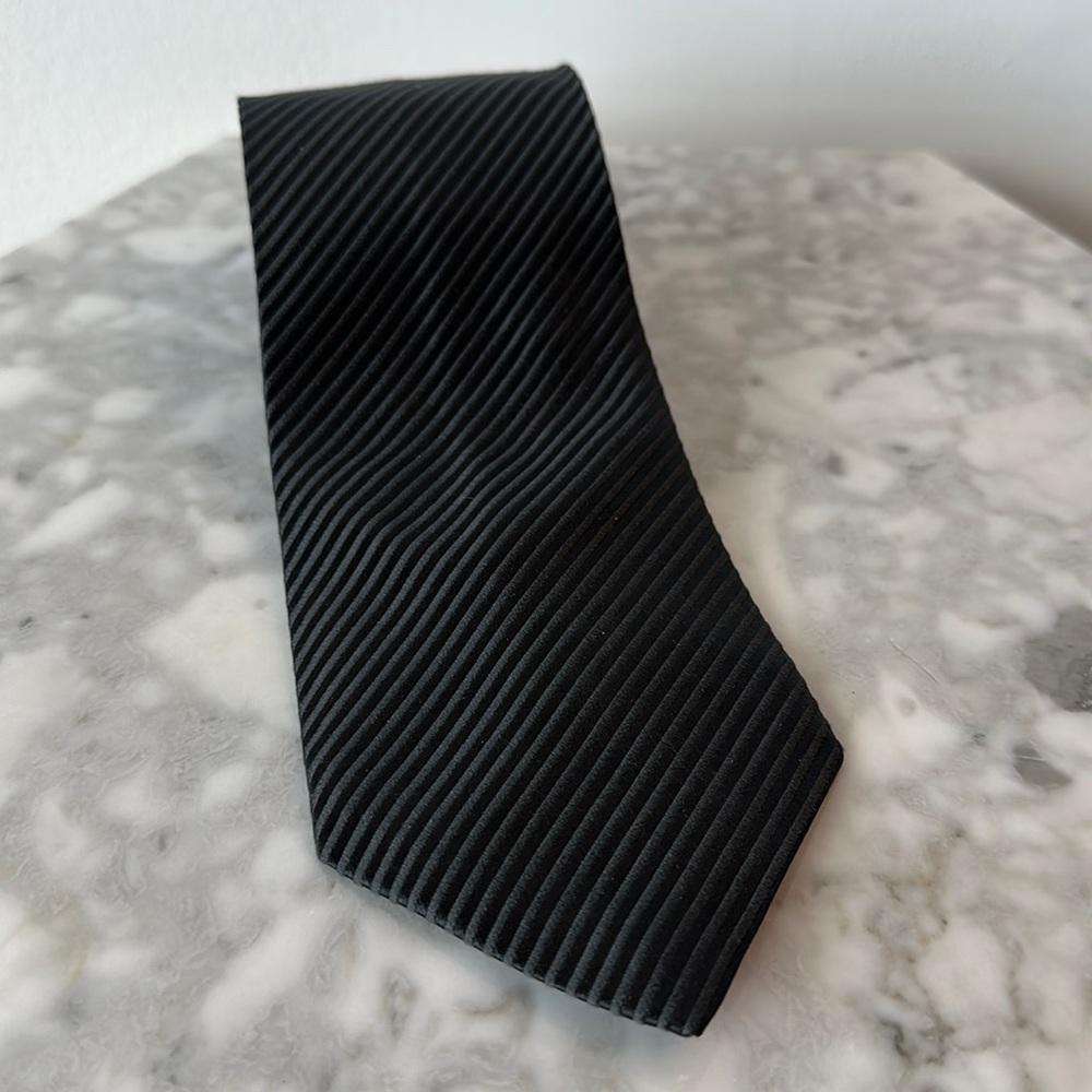 David Donahue Men’s Silk Striped Black Tie 64 1/2” - Picture 1 of 7